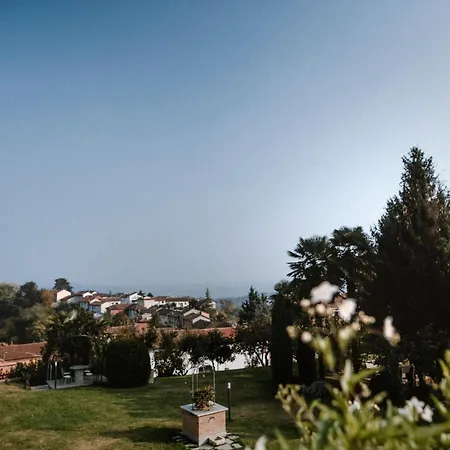 Gasthuis Moonfra Antignano (Piedmont)